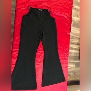 Flare pants with cutouts